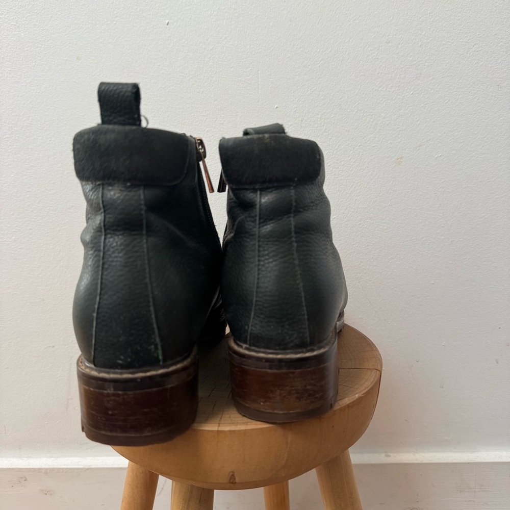 MI/MAI Paris dark forest green leather boots with gold toggled size 39 - Picture 6 of 10